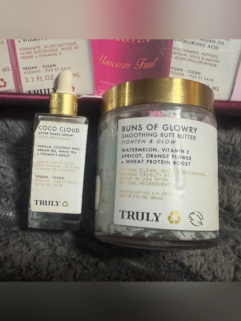 TRULY Coco Cloud After Shave Serum - White and Gold